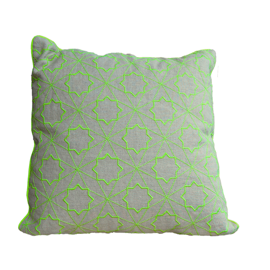 kussen fluor sterrenpatroon geel Label25